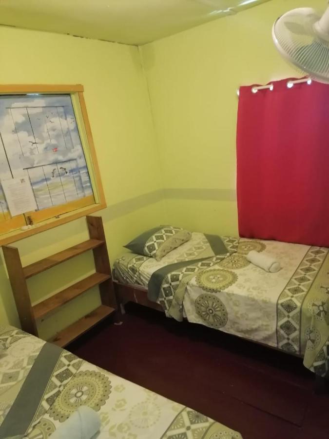 El Jaguar Hostel Bocas Town Ngoại thất bức ảnh
