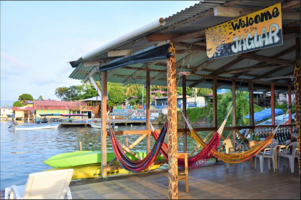 El Jaguar Hostel Bocas Town Ngoại thất bức ảnh