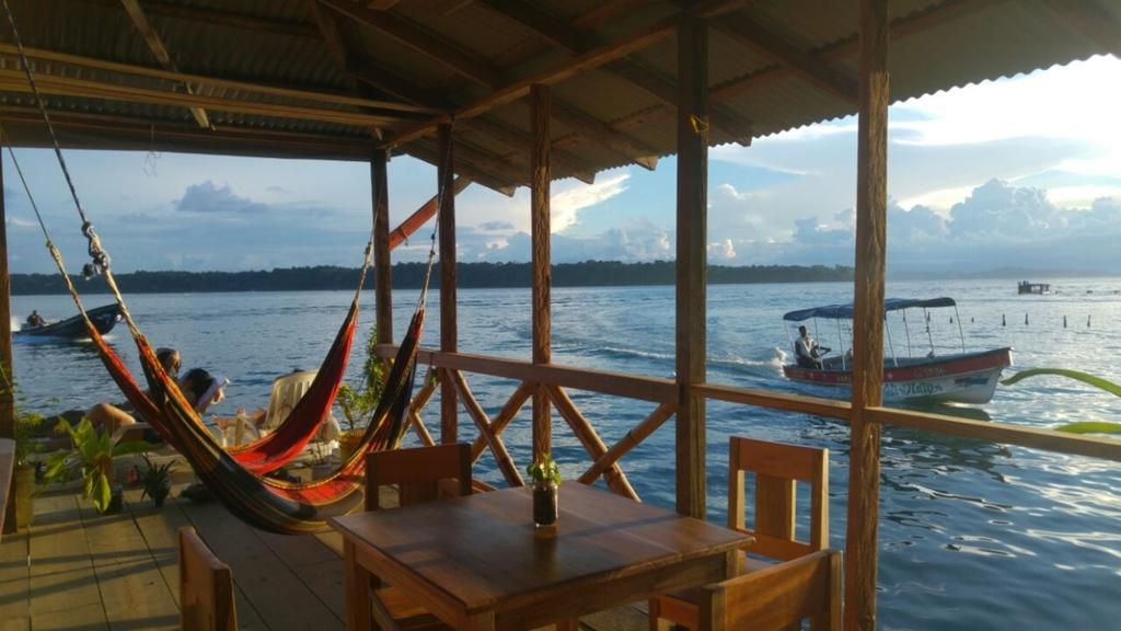 El Jaguar Hostel Bocas Town Ngoại thất bức ảnh