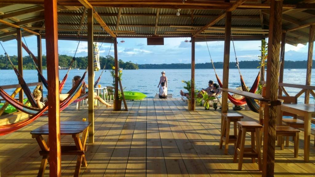El Jaguar Hostel Bocas Town Ngoại thất bức ảnh